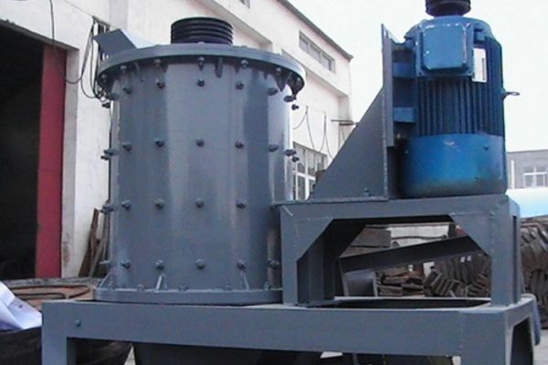 máy nghiền búa trục đứng